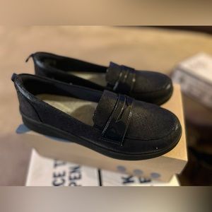 New CLOUDSTEPPERS by Clarks Slip-On Loafers Sillian 2.0 Hope Navy Shine Size 10